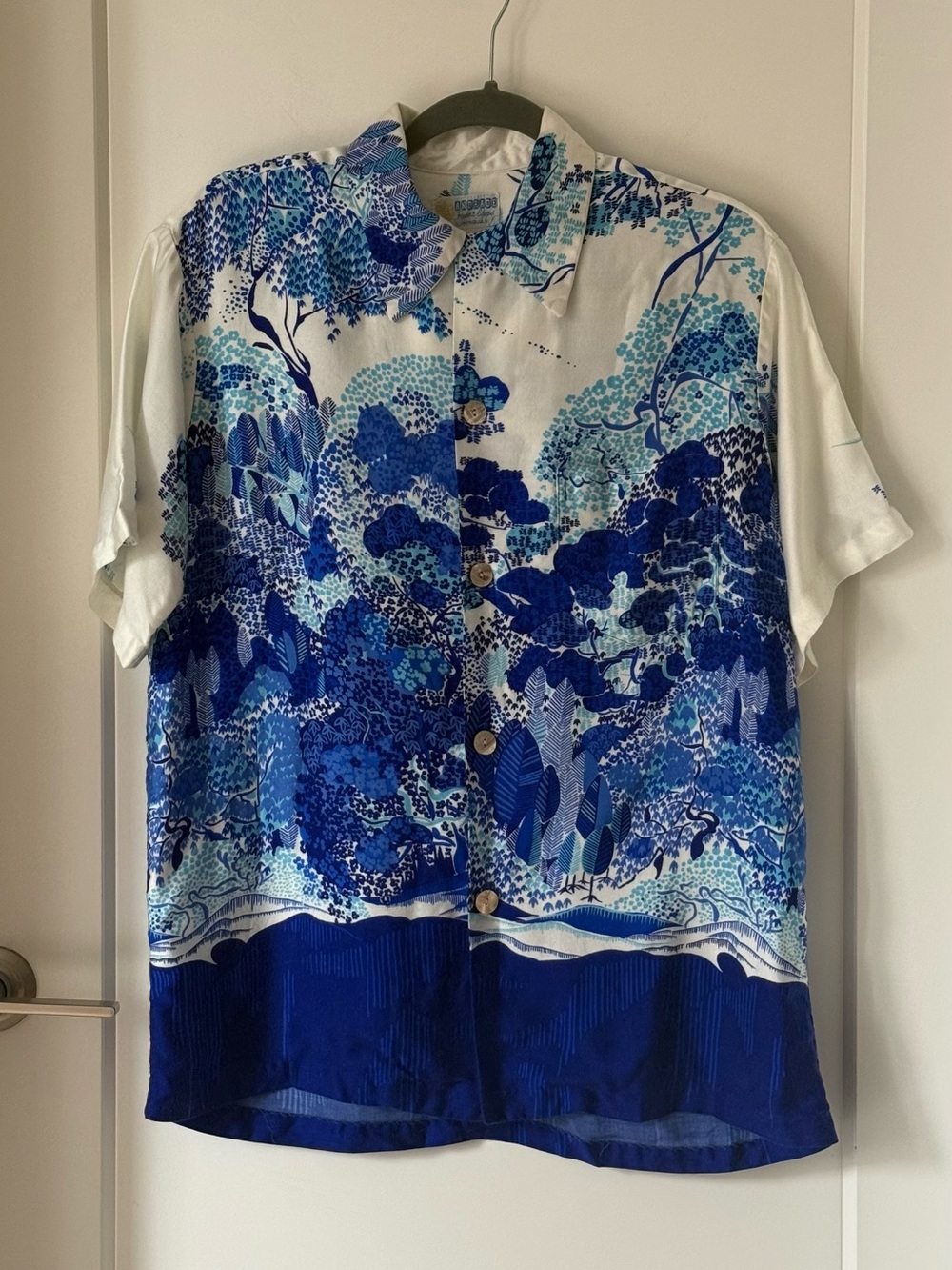 Vintage Andrade Resort Shops Blue Honolulu Hawaiian Shirt Men’s Medium